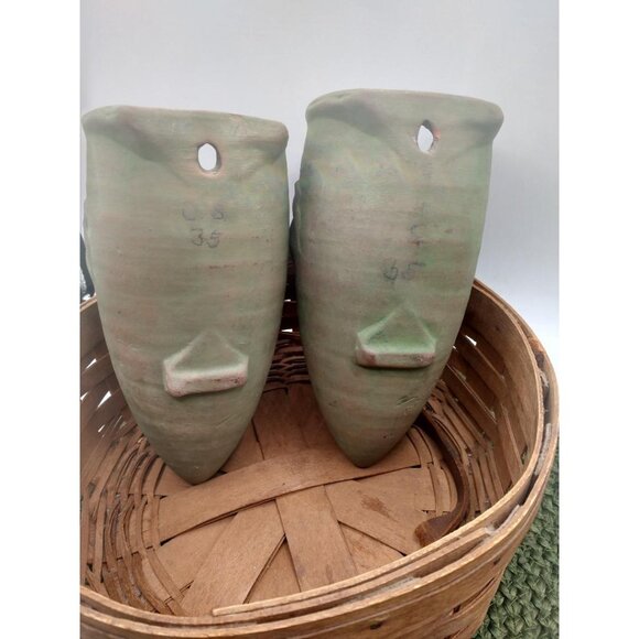 Vintage Ferrell Signed Moss Aztec Wallpockets With Grape Relief Design - Picture 5 of 8